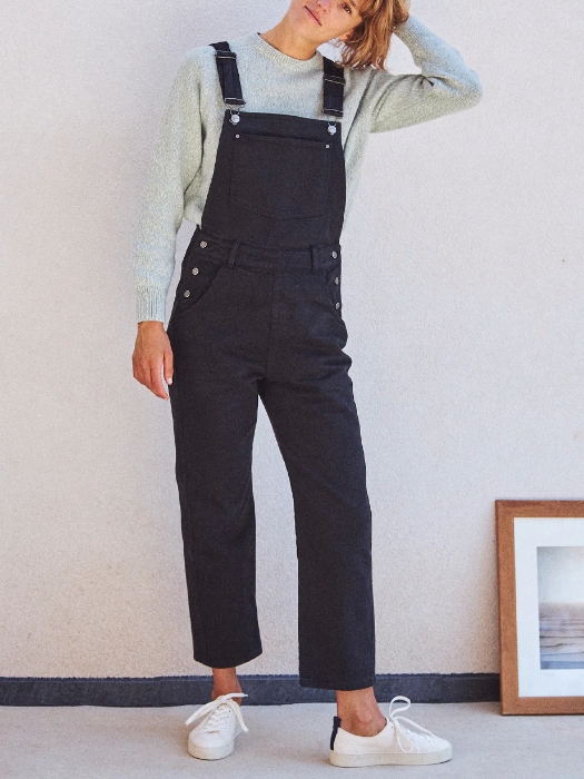 How To Dress Like Jules From Euphoria In A Sustainable Way - Ethically  Dressed